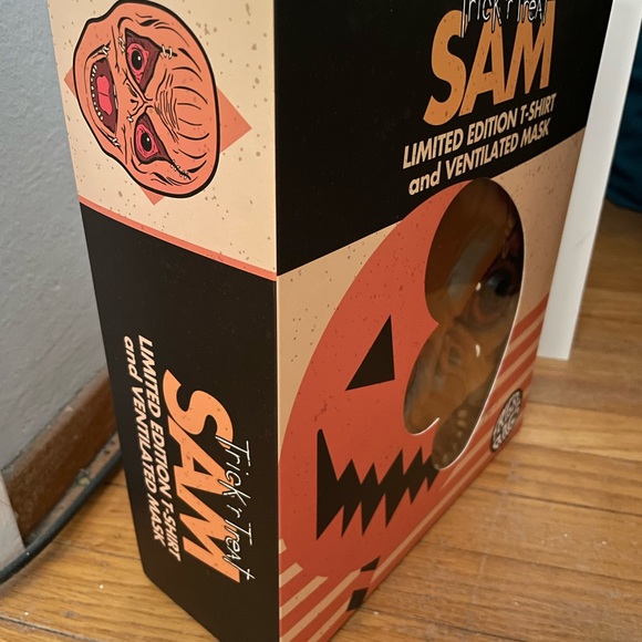 Retro Fright Rags Limited Edition Trick R Treat Sam Mask & Shirt- Brand New - Picture 2 of 3
